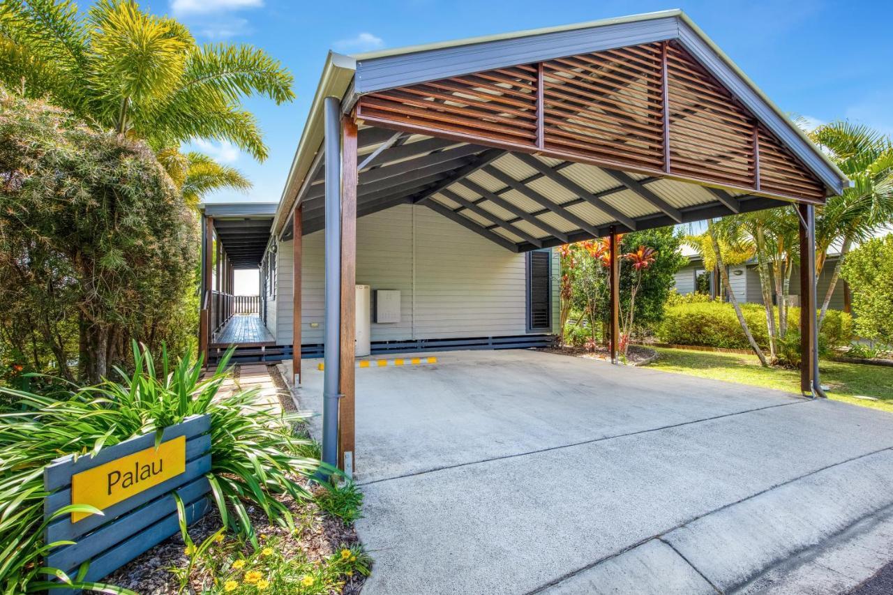 Tin Can Bay Marina Villas Exterior photo