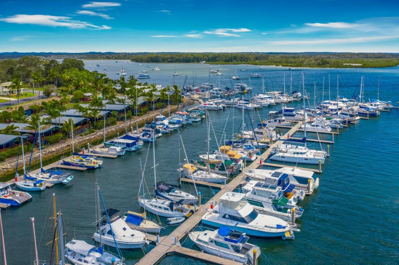 Tin Can Bay Marina Villas Exterior photo