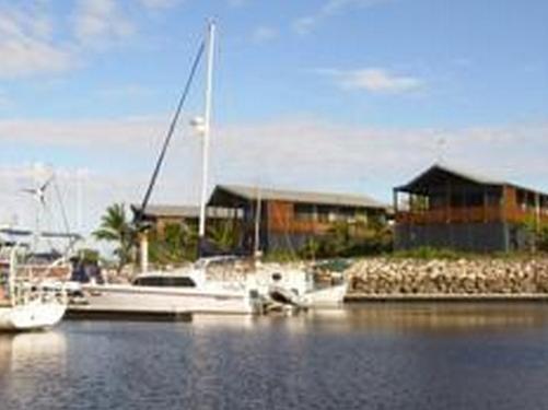 Tin Can Bay Marina Villas Exterior photo